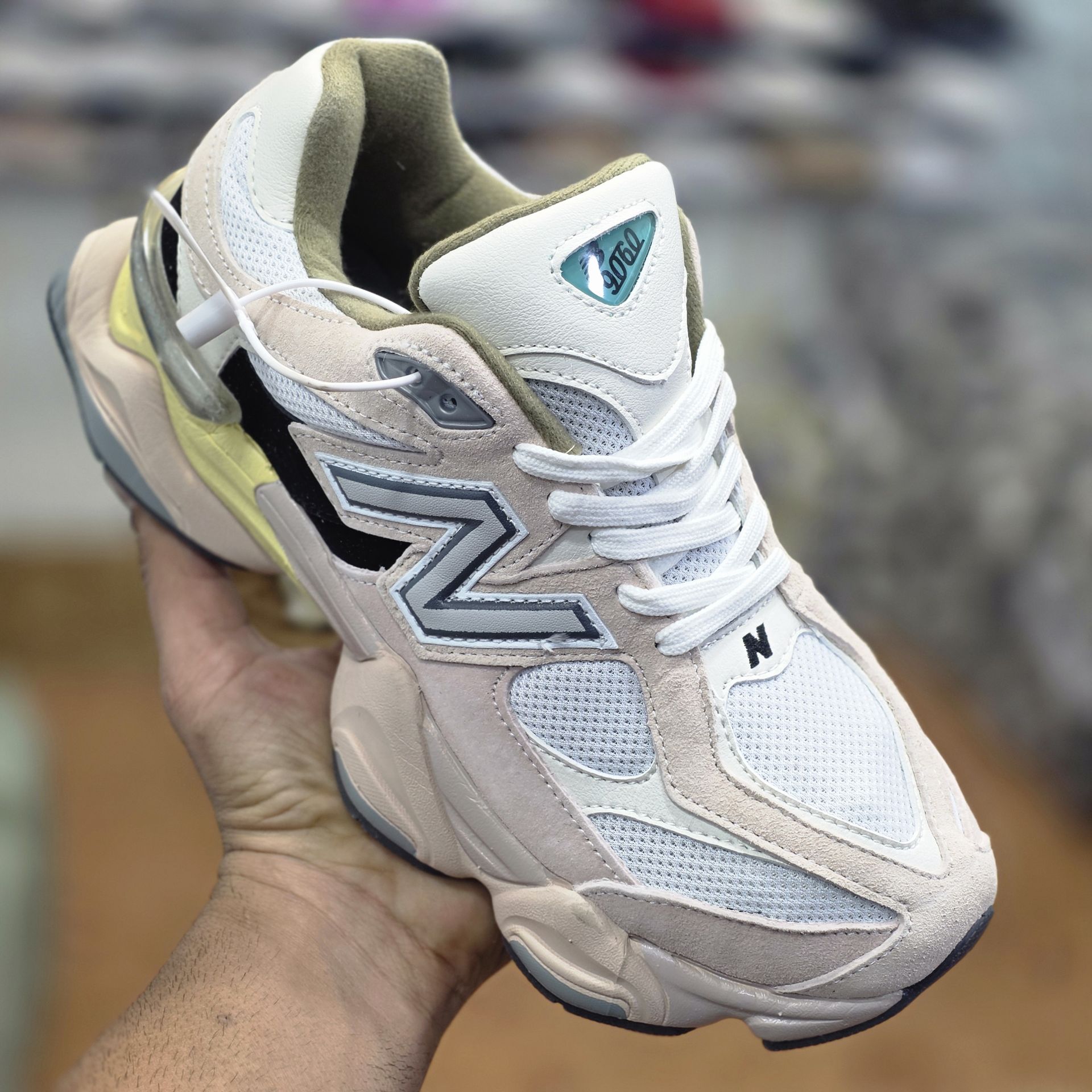 کتونی مسترکوالیتی نیوبالانس مدل 9060 سایزبندی 40 تا 45