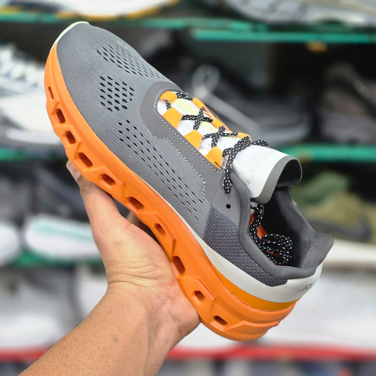 کتونی مسترکوالیتی آن رانینگ مدل کلاودمانستر سایزبندی 40 تا 45