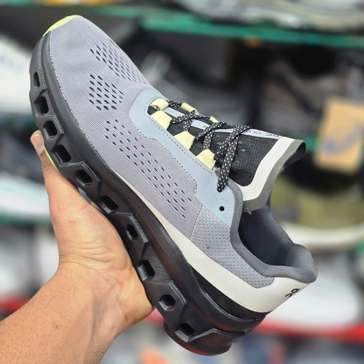 کتونی مسترکوالیتی آن رانینگ مدل کلاودمانستر سایزبندی 40 تا 45