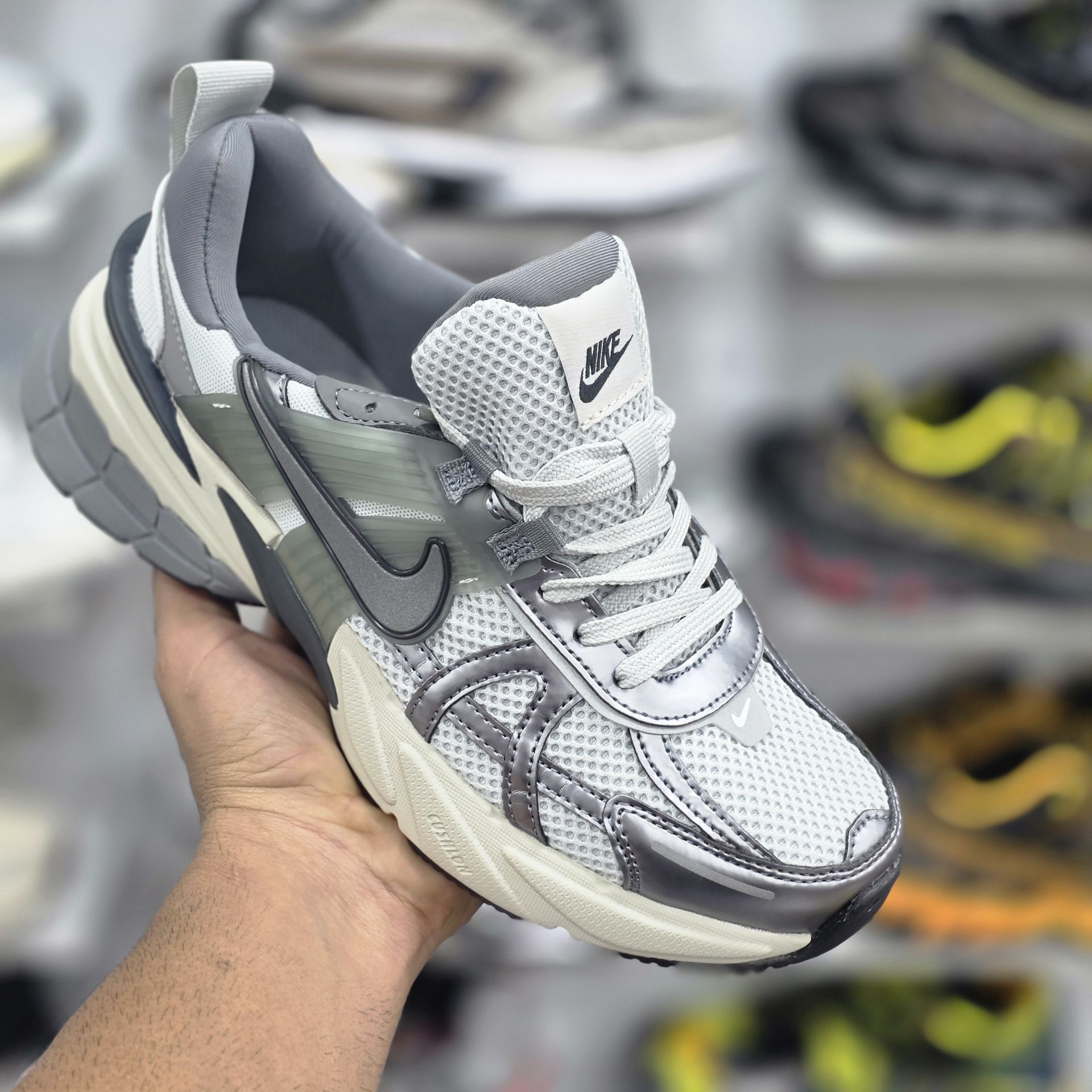 کتونی نایک مدل V2K Run سایزبندی 40تا45