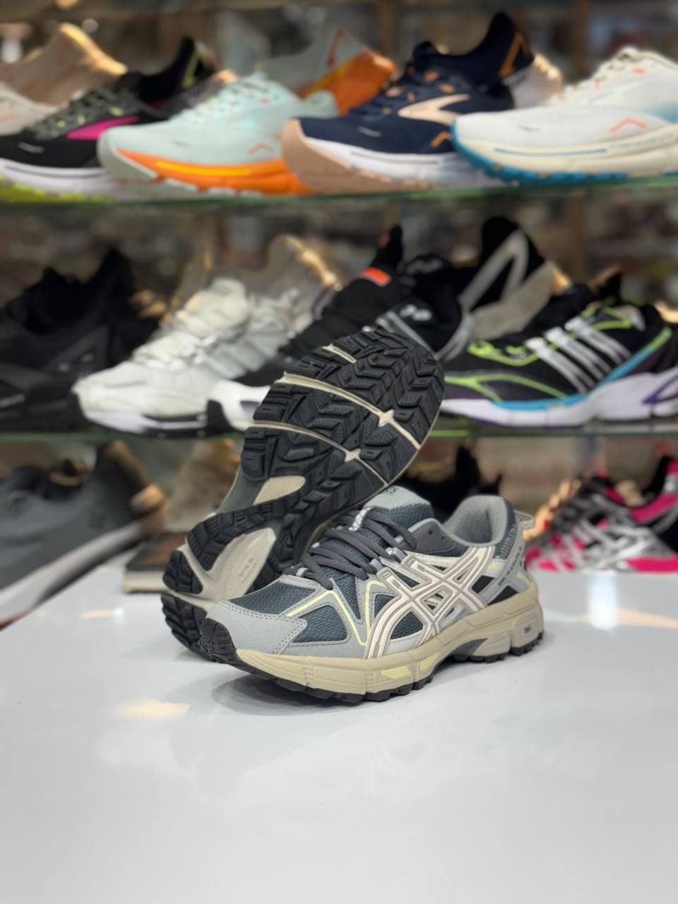 کتونی مردانه مسترکوالیتی اسیکس ژل کاهانا 8 سایزبندی 40تا45