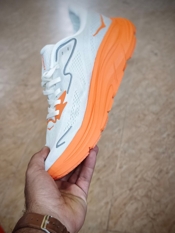 Hoka Clifton 10 Running Shoes