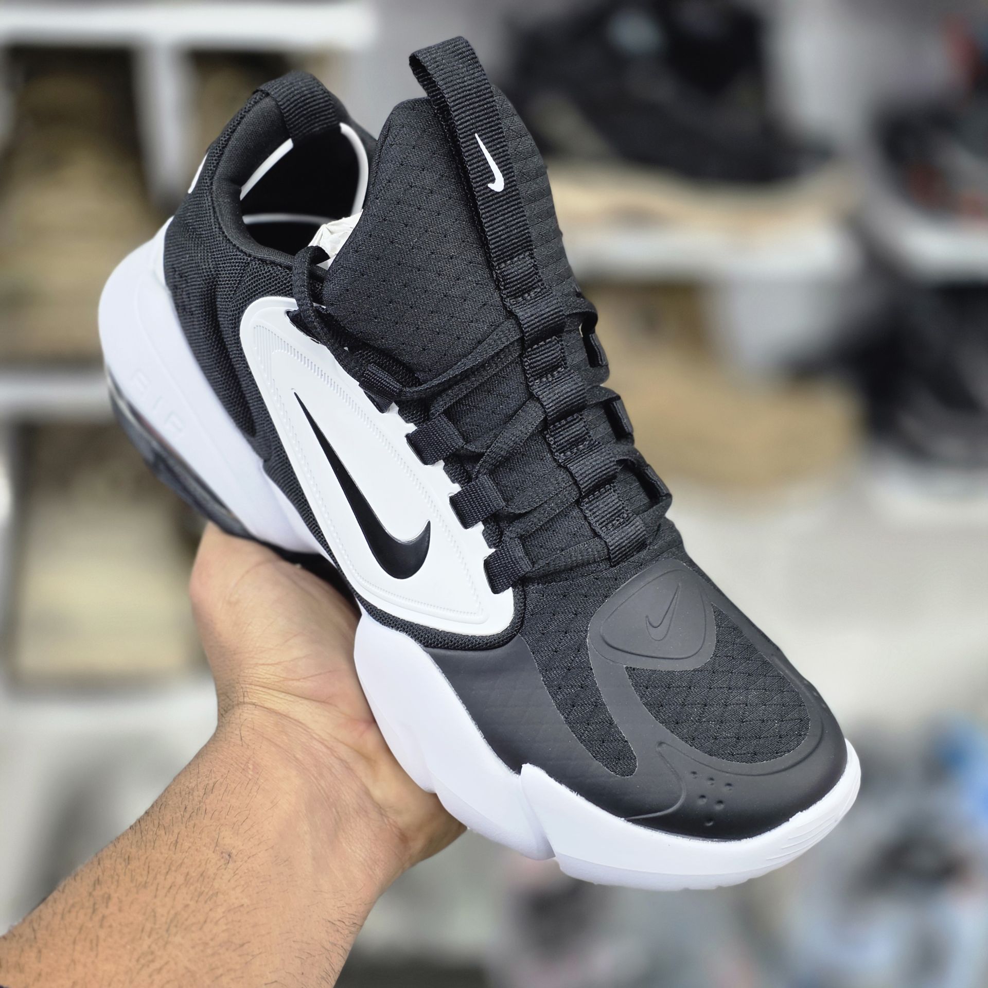 کفش ورزشی مردانه نایک مدل Air Max Alpha Savage، سایزبندی 40 تا 45