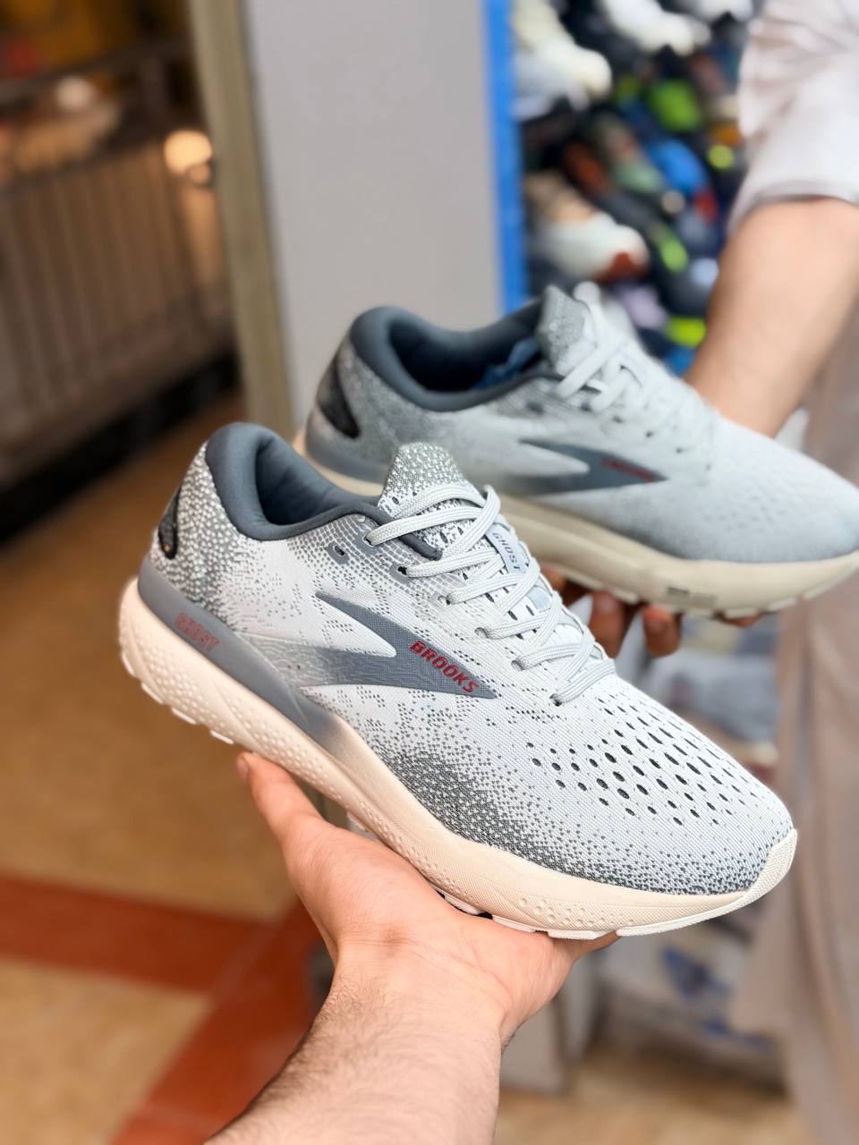 کتونی مسترکوالیتی بروکس گاست 16 سایزبندی 40 تا 45 | Brooks Ghost 16