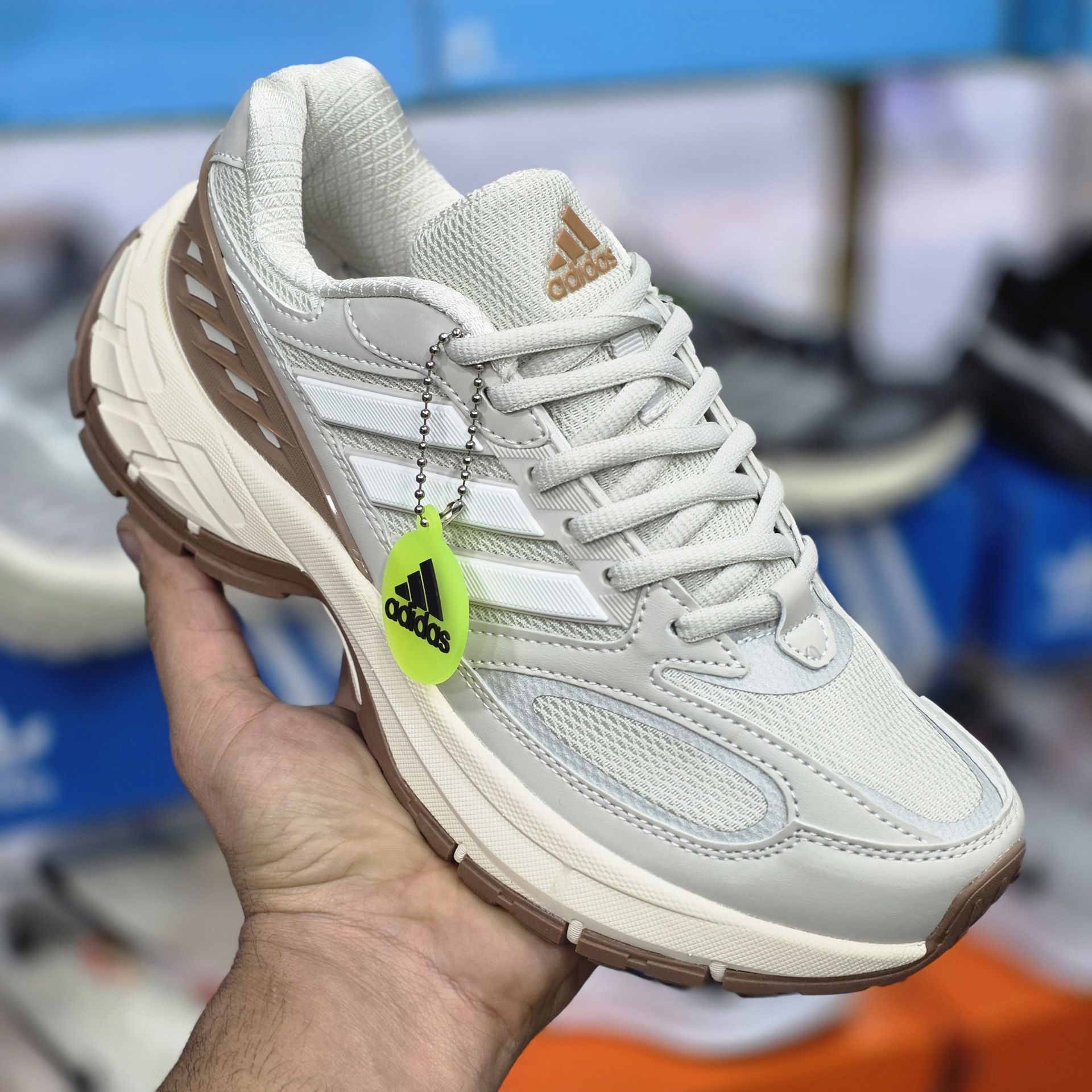 کفش ورزشی آدیداس مدل Response CL سایز 40 تا 45