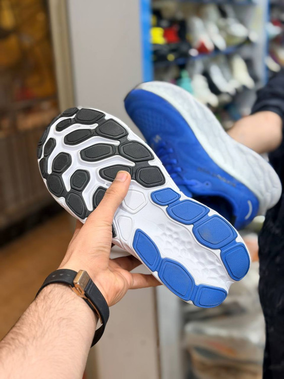 کتونی مسترکوالیتی نیوبالانس مدل Fresh Foam X v4 سایزبندی ۴۰ تا۴۵