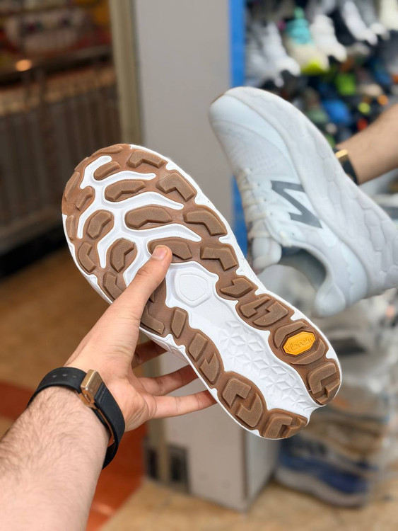 کتونی مسترکوالیتی نیوبالانس مدل Fresh Foam X v4 سایزبندی ۴۰ تا۴۵