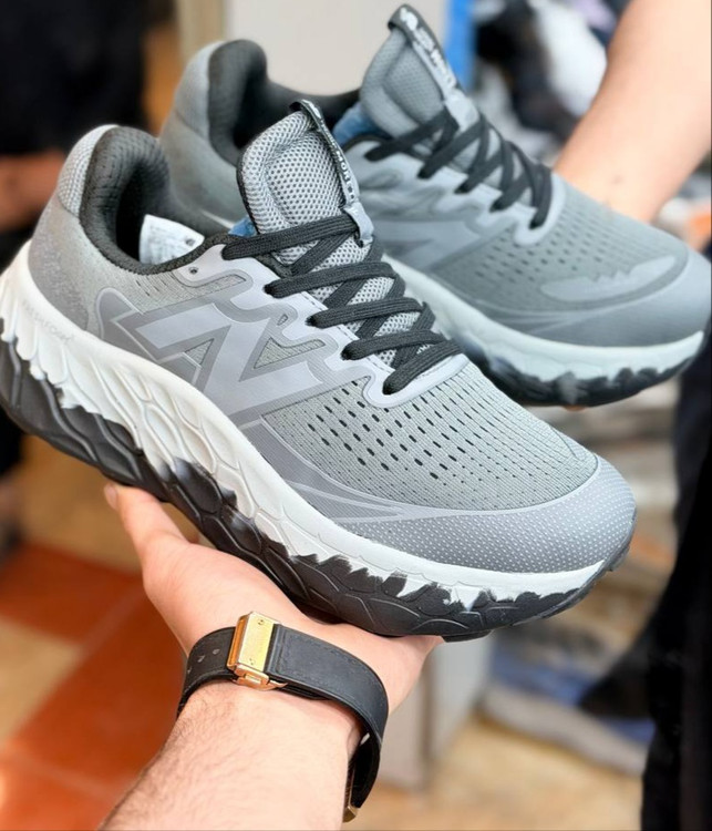 کتونی مسترکوالیتی نیوبالانس مدل Fresh Foam X v4 سایزبندی ۴۰ تا۴۵