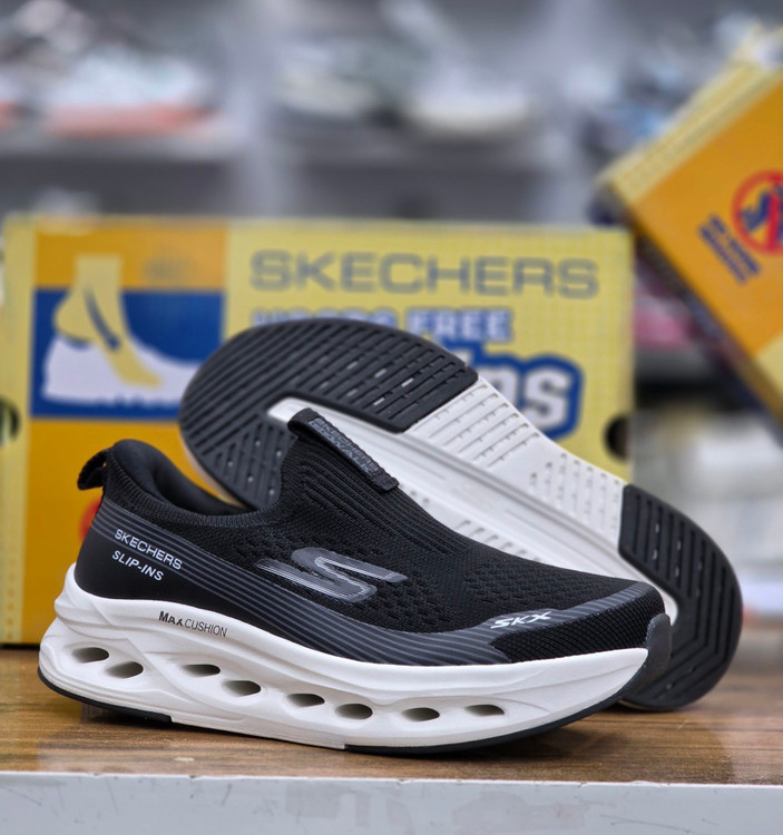کتونی مسترکوالیتی اسکیچرز مدل Max Cushioning | سایزبندی 37 تا 40