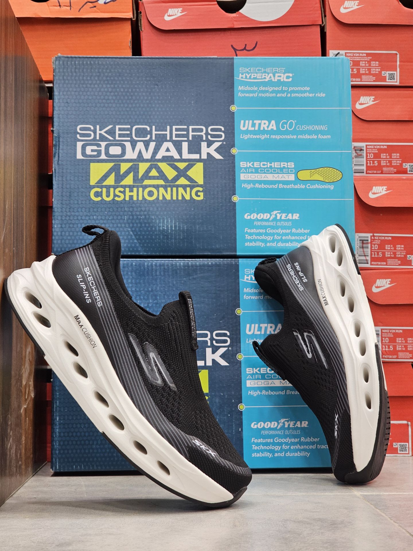 کتونی مسترکوالیتی اسکیچرز مدل Max Cushioning | سایزبندی 37 تا 40