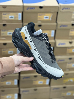 کتونی ضدآب کلمبیا مدل Out Dry ساخت ویتنام سایزبندی40تا45|Columbia Out Dry Goretex