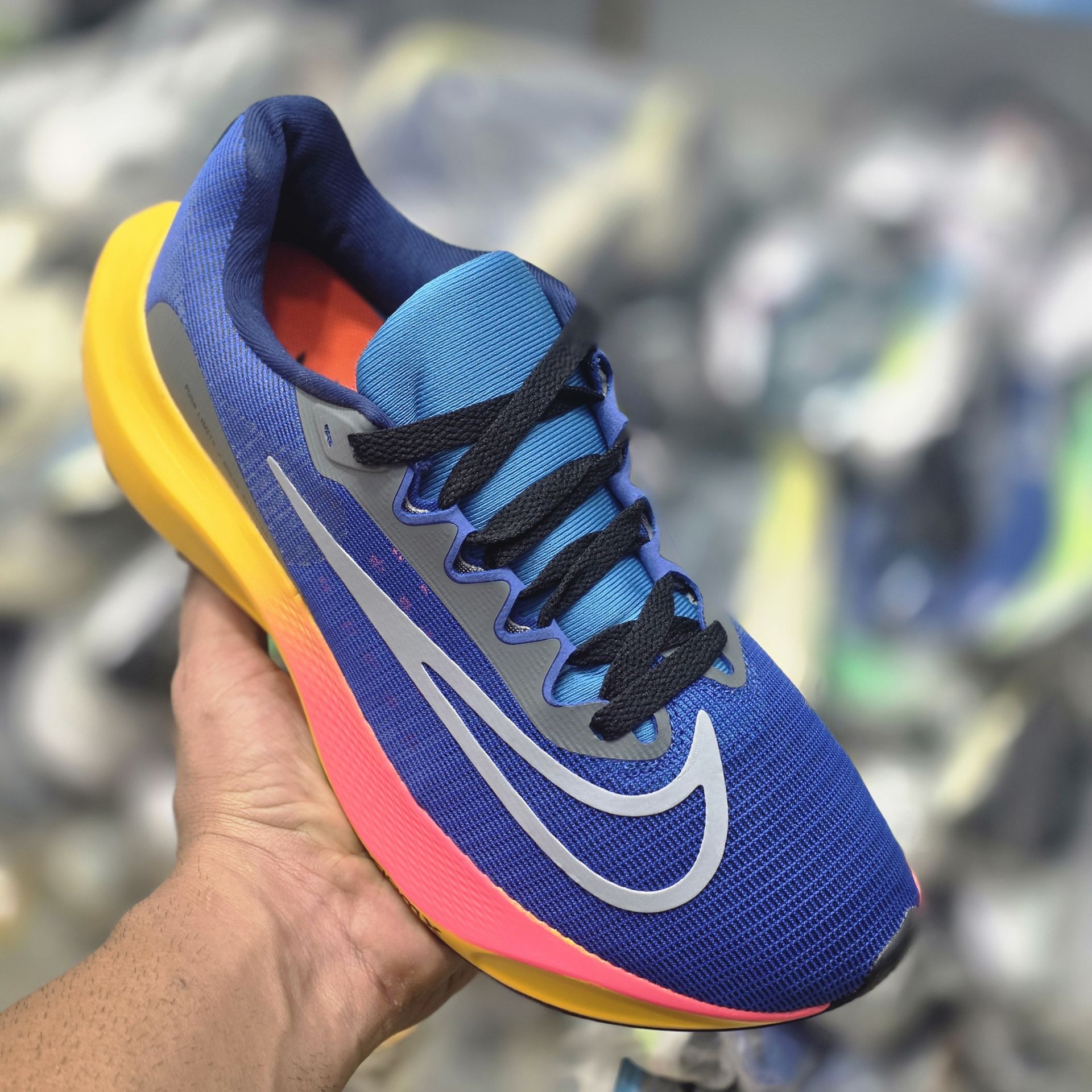 کتونی رانینگ نایک زوم ایکس ساخت ویتنام سایز ۴۰ الی ۴۵ | Nike ZoomX