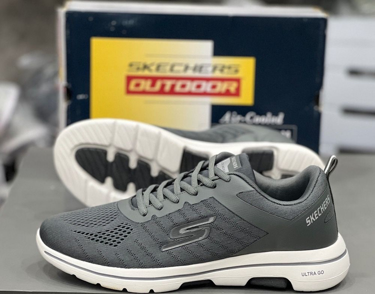 کتونی مسترکوالیتی سایز بزرگ اسکیچرز اولترا گو ساخت ویتنام سایز ۴۴ الی ۴۸ | Skechers Ultra Go