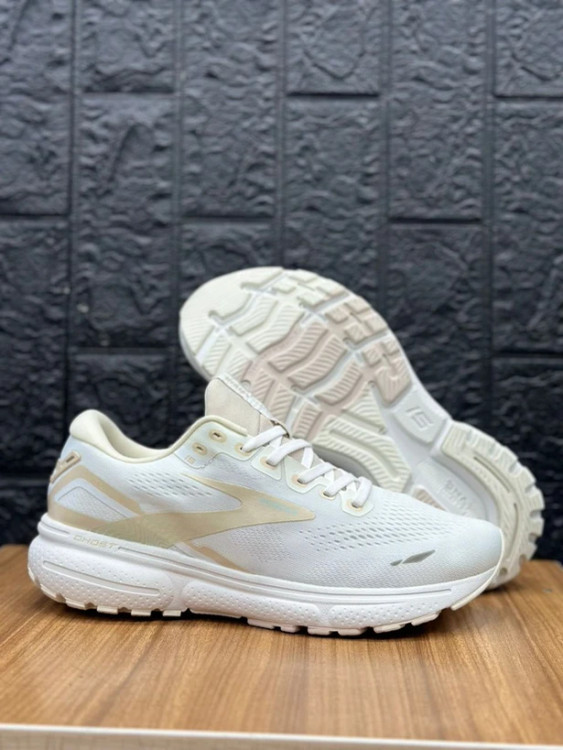کتونی رانینگ و پیاده‌روی بروکس گاست ۱۵ ساخت ویتنام سایز 36 الی 45 | Brooks Ghost 15