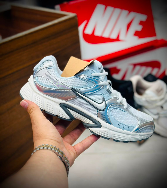 کتونی نایک V5k RNR سایز 37 الی 45 ساخت ویتنام  | Nike V5k RNR