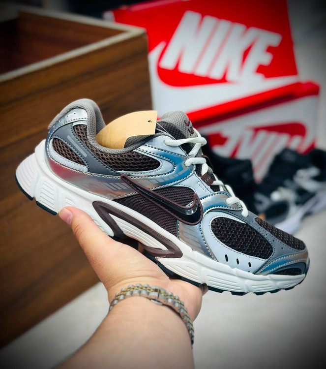 کتونی نایک V5K RNR سایز 37 الی 45 ساخت ویتنام  | Nike V5k RNR