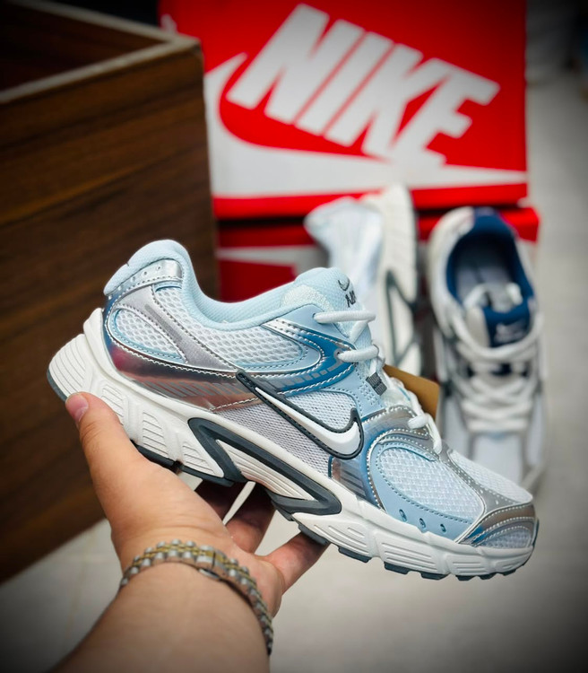 کتونی نایک V5K RNR سایز 37 الی 45 ساخت ویتنام  | Nike V5k RNR