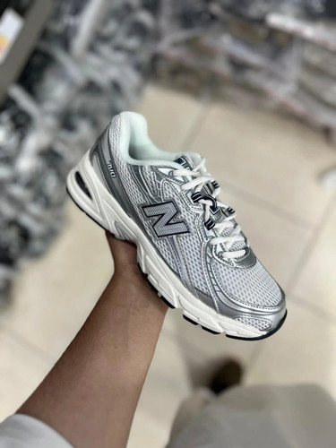 کتونی نیوبالانس 740 سایز ۳۶ الی ۴۵ ساخت ویتنام | New Balance 740