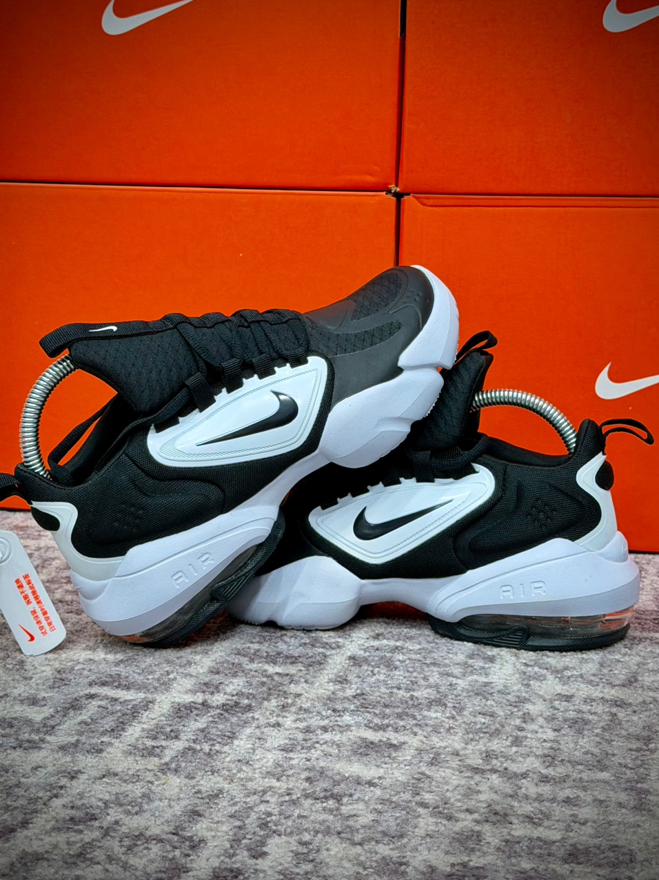 کتونی نایک ایر مکس آلفا ساواج سایز 38 الی 45 ساخت ویتنام | Nike Air Max Alpha Savage