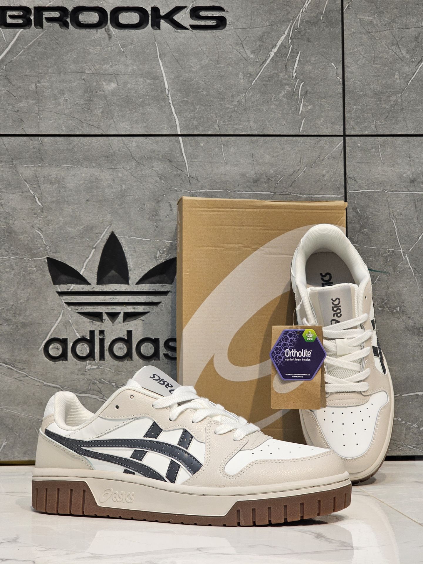 کتونی اسیکس کورت MZ 2.0 سایز 40الی 45 ساخت ویتنام | ASICS Court MZ 2.0
