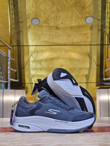 کتونی مسترکوالیتی اسکیچرز هایپربرست ساخت ویتنام سایزبندی ۴۰ الی ۴۵ | Skechers Hyperburst Carbon
