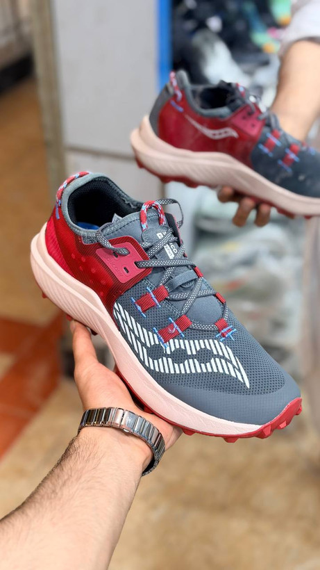 کتونی ساکونی اندورفین ریفت مسترکوالیتی سایز ۴۰ الی ۴۵ ساخت ویتنام | Saucony Endorphin Rift