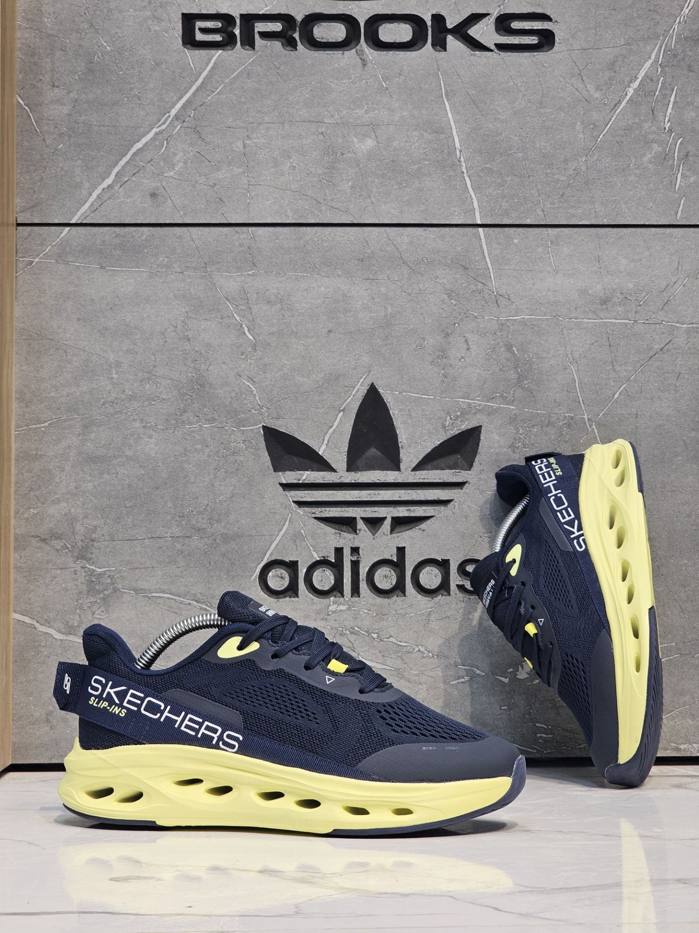 کتونی  اسکیچرز اسلیپ اینز  سایز ۴۰ الی ۴۵ ساخت ویتنام | Skechers Slip-Ins