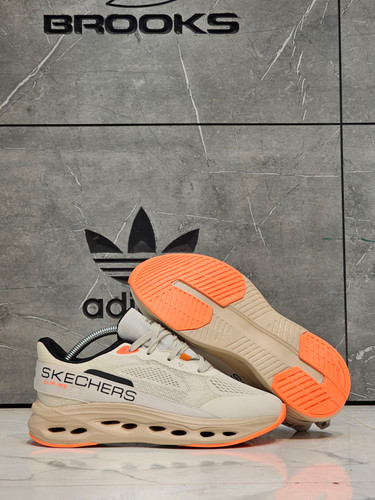 کتونی اسکیچرز اسلیپ اینز سایز ۴۰ الی ۴۵ ساخت ویتنام | Skechers Slip-Ins