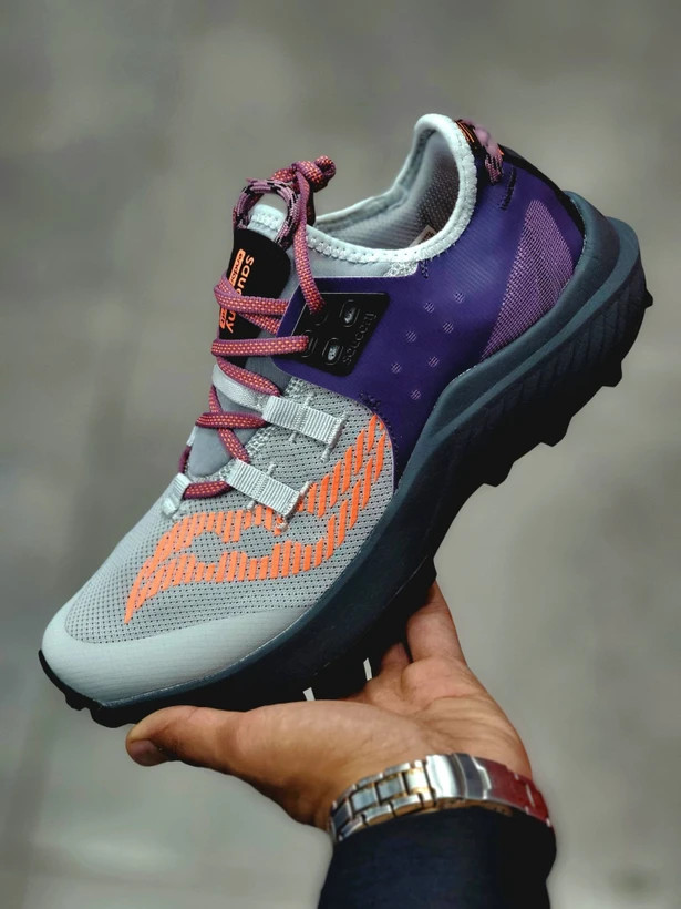 کتونی ساکونی اندورفین ریفت مسترکوالیتی سایز ۴۰ الی ۴۵ ساخت ویتنام | Saucony Endorphin Rift
