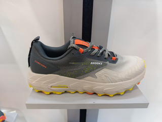 کتونی رانینگ بروکس مدل کاسکادیا 17 سایزبندی 40 تا 45 ساخت ویتنام | Brooks Cascadia 17