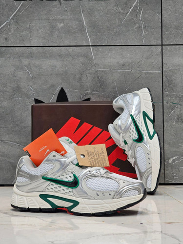 کتونی نایک V5K RNR سایز 39 الی 45 ساخت ویتنام | Nike V5k RNR