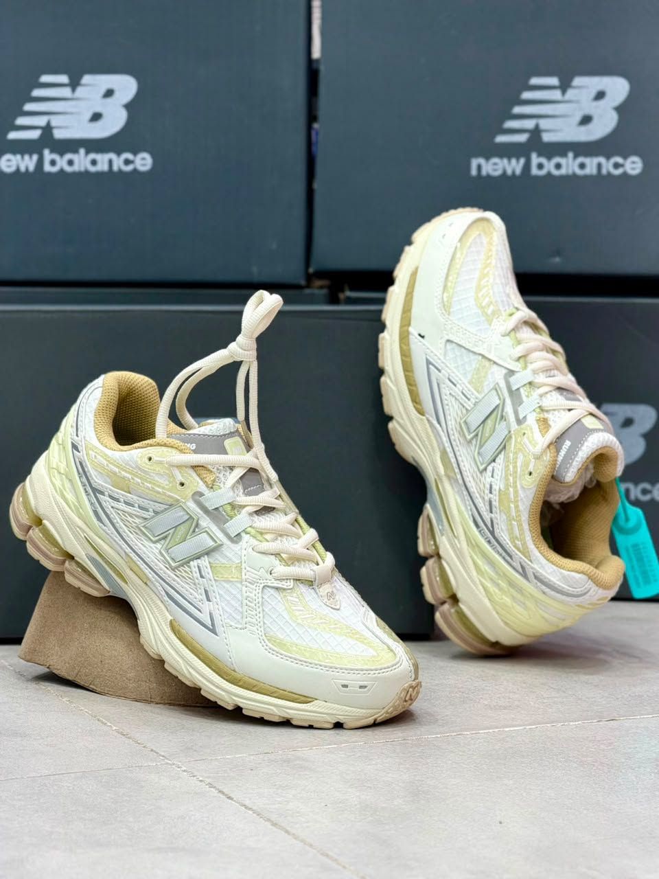 کتونی مسترکوالیتی نیوبالانس 1906R سایز 38 الی 45 ساخت ویتنام | Newbalance 1906R