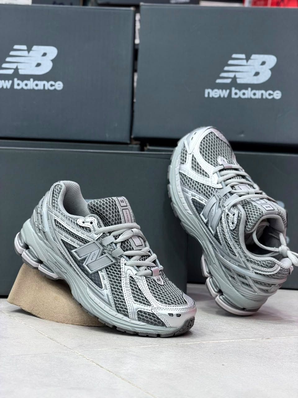 کتونی مسترکوالیتی نیوبالانس 1906R سایز 38 الی 45 ساخت ویتنام | Newbalance 1906R