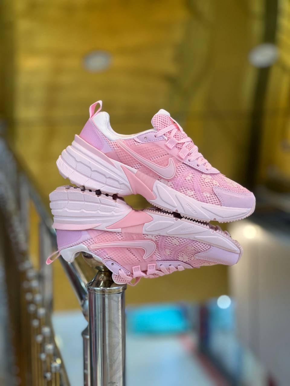 کتونی مسترکوالیتی نایک وی تو کی ساخت ویتنام سایزبندی 37 الی 40 | Nike V2K Run