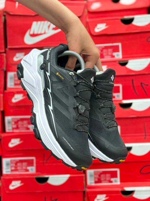 کتونی ضدآب کلمبیا مدل Out Dry ساخت ویتنام سایزبندی40تا45 | Columbia Out Dry Goretex