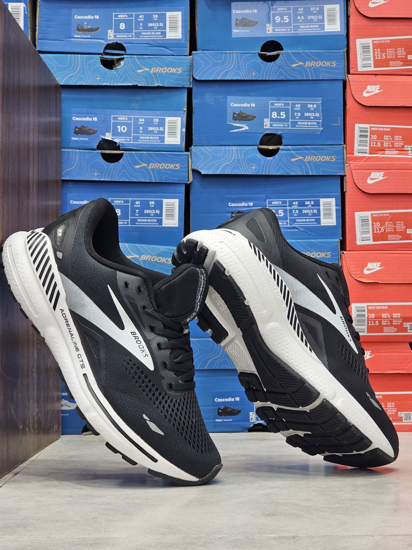 کتونی بروکس آدرنالین جی‌تی‌اس ۲۳ سایزبندی 40تا45 ساخت ویتنام | Brooks Adrenaline GTS 23