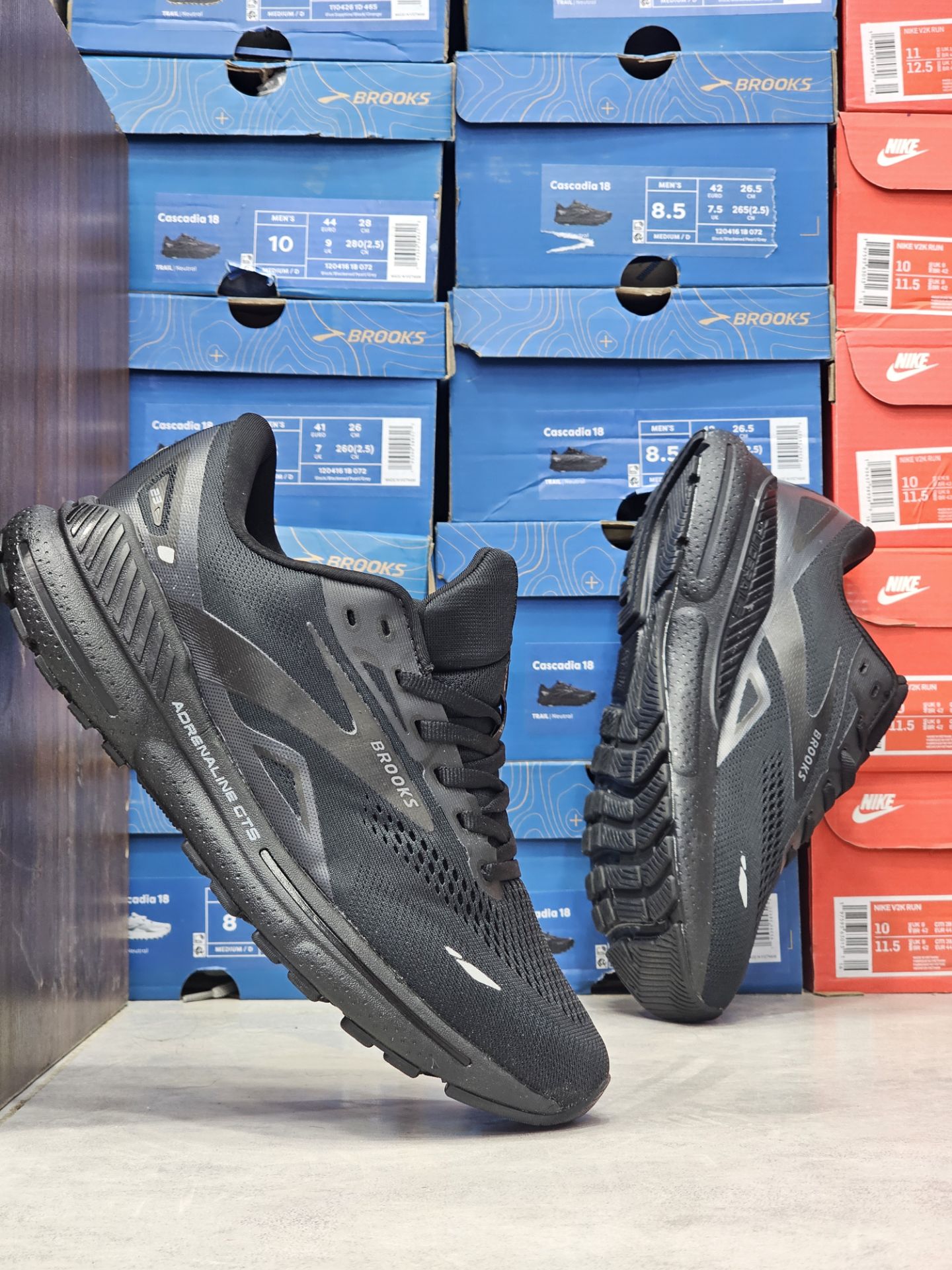 کتونی بروکس آدرنالین جی‌تی‌اس ۲۳ سایزبندی 40تا45 ساخت ویتنام | Brooks Adrenaline GTS 23