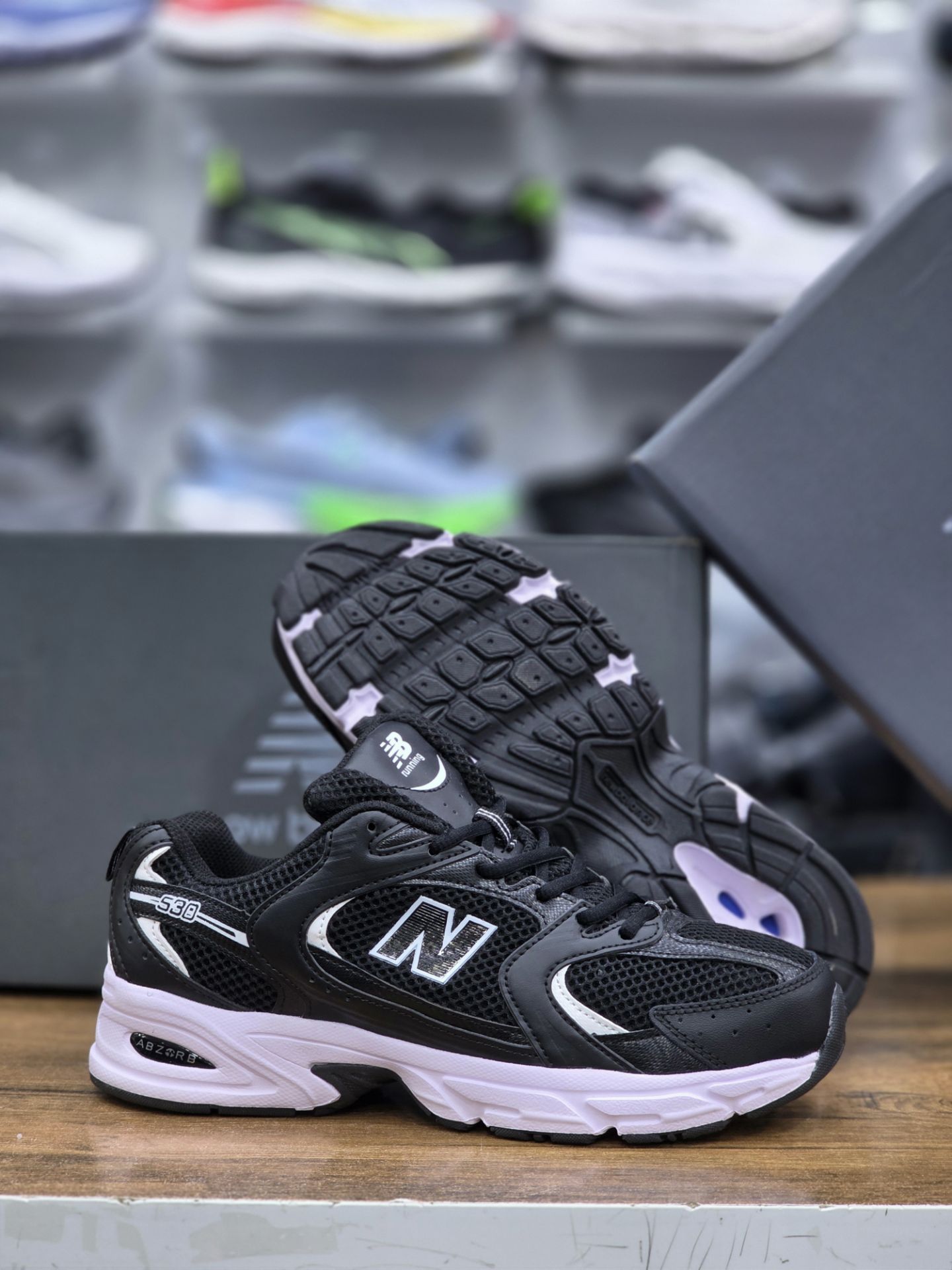 کتونی نیوبالانس 530 مسترکوالیتی سایز 37 الی ۴۵ ساخت ویتنام | New Balance 530