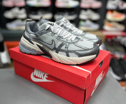 کتونی نایک وی تو کی مسترکوالیتی سایزبندی 37 الی 45 ساخت ویتنام | Nike V2K Run
