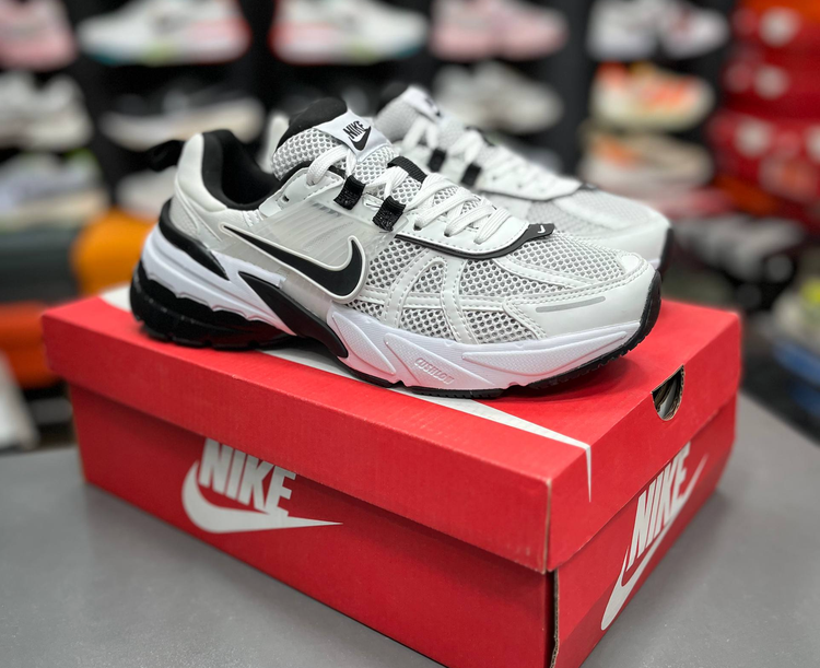 کتونی نایک وی تو کی مسترکوالیتی سایزبندی 37 الی 45 ساخت ویتنام | Nike V2K Run