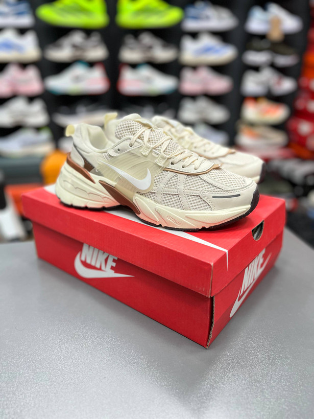 کتونی نایک وی تو کی مسترکوالیتی سایزبندی 37 الی 45 ساخت ویتنام | Nike V2K Run