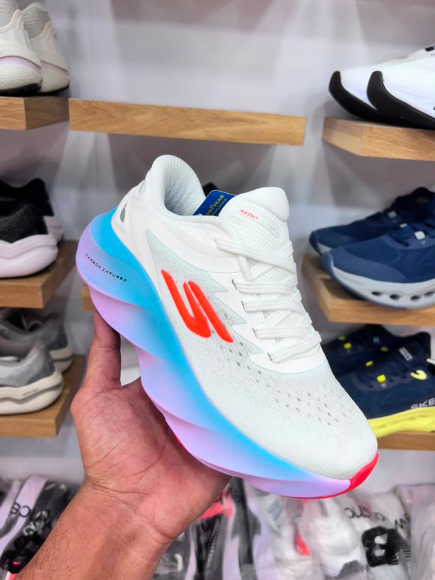 کتونی اسکیچرز هایپربرست کربن مسترکوالیتی سایز ۳۶ الی ۴۰ ساخت ویتنام | Skechers Hyperburst Carbon