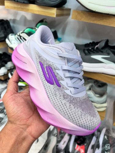 کتونی اسکیچرز هایپربرست کربن مسترکوالیتی سایز ۳۶ الی ۴۰ ساخت ویتنام | Skechers Hyperburst Carbon