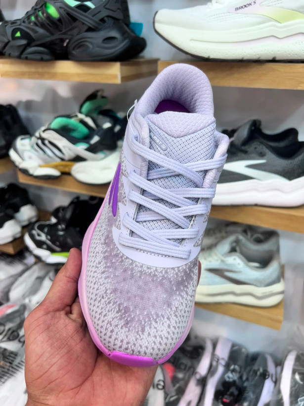 کتونی اسکیچرز هایپربرست کربن مسترکوالیتی سایز ۳۶ الی ۴۰ ساخت ویتنام | Skechers Hyperburst Carbon