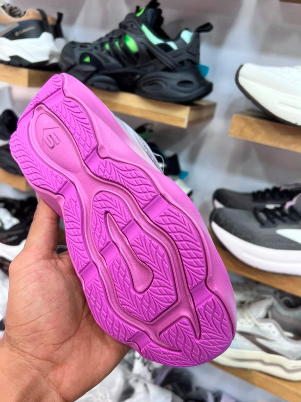 کتونی اسکیچرز هایپربرست کربن مسترکوالیتی سایز ۳۶ الی ۴۰ ساخت ویتنام | Skechers Hyperburst Carbon