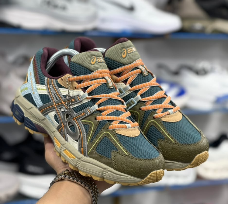 کتونی مسترکوالیتی اسیکس مدل ژل کاهانا 8 مسترکوالیتی سایزبندی 40تا45 ساخت ویتنام | ASICS Gel-Kahana 8