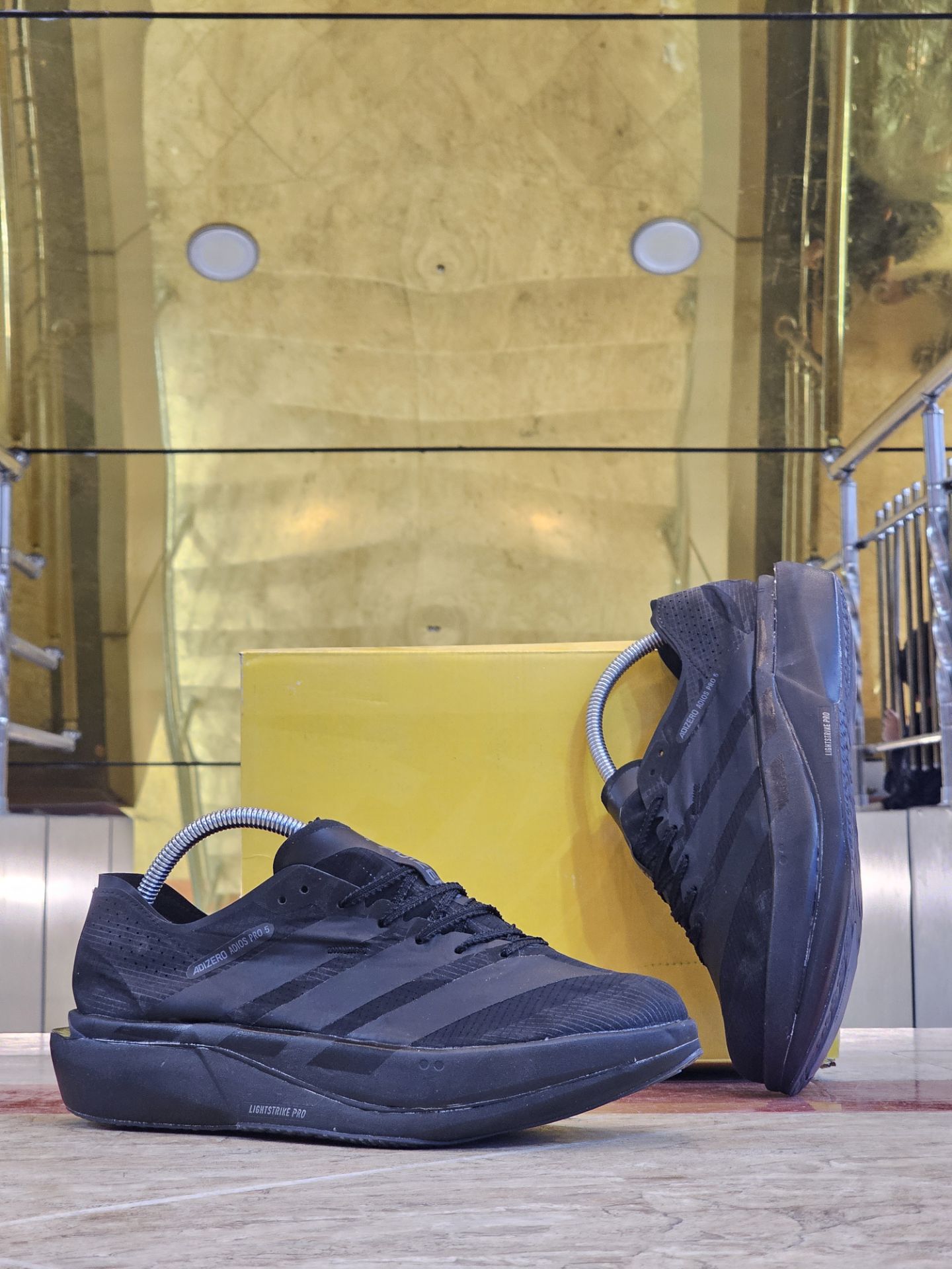 کتونی رانینگ آدیداس آدی زیرو پرو 4 مسترکوالیتی سایز ۴۰ الی 45 ساخت ویتنام | Adidas Adizero Pro 4