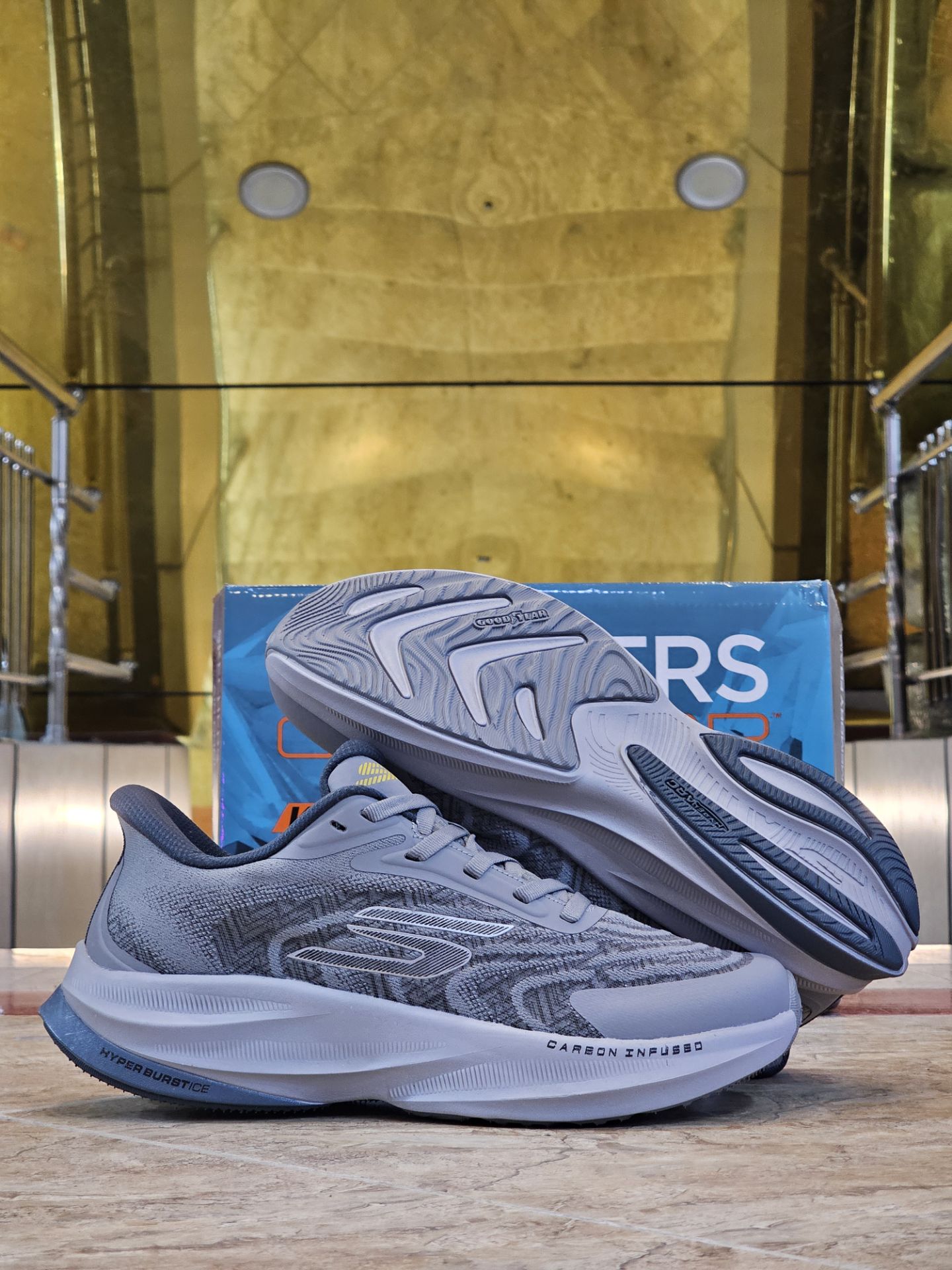 کتونی مسترکوالیتی اسکیچرز هایپربرست کربن ساخت ویتنام سایزبندی ۴۰ الی ۴۵ | Skechers Hyperburst Carbon