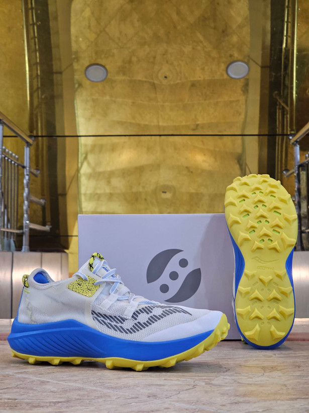 کتونی ساکونی اندورفین ریفت مسترکوالیتی سایز ۴۰ الی ۴۵ ساخت ویتنام | Saucony Endorphin Rift