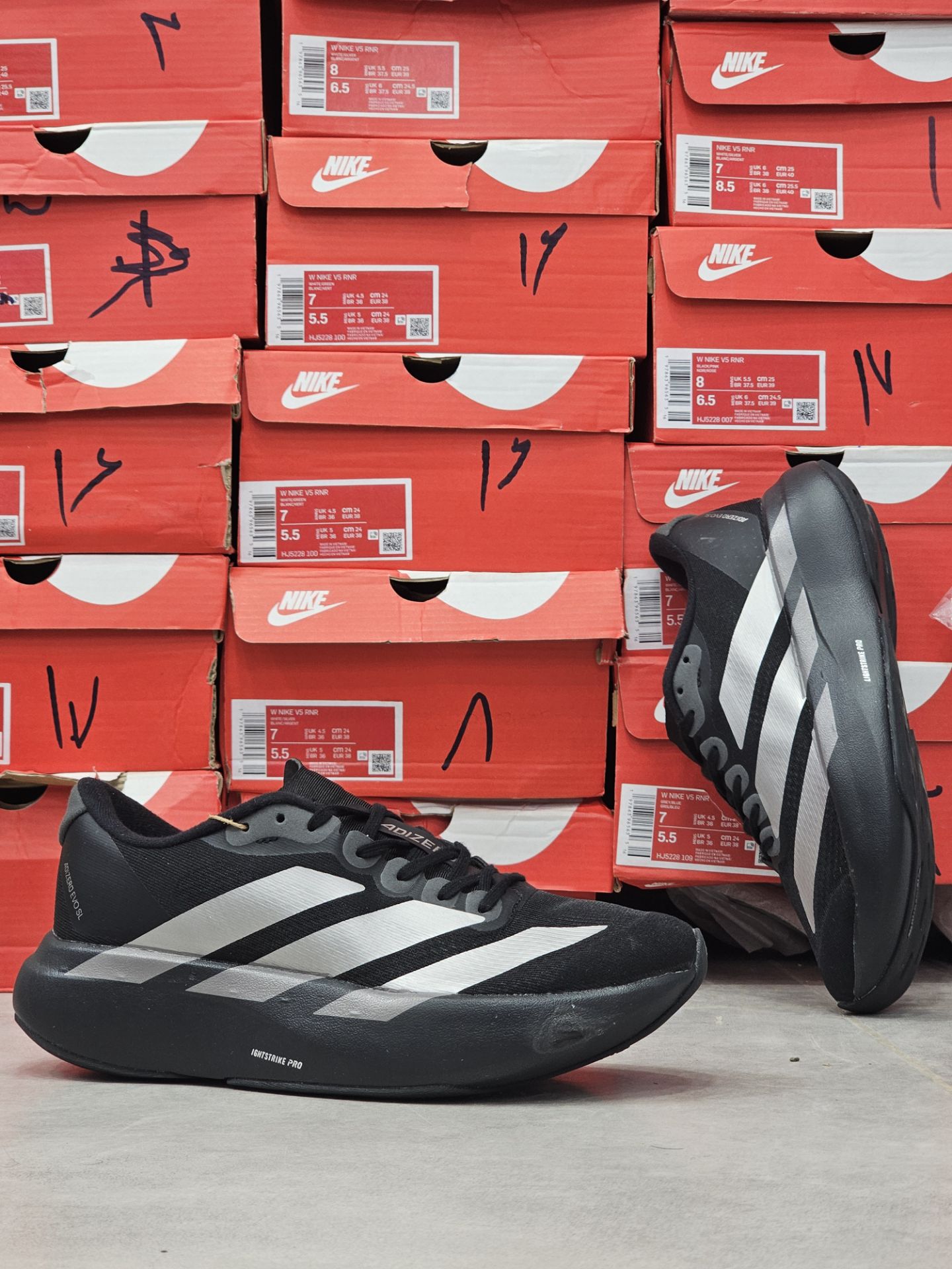 کتونی رانینگ آدیداس آدی زیرو پرو 4 مسترکوالیتی سایز ۳۸ الی 45 ساخت ویتنام | Adidas Adizero Pro 4